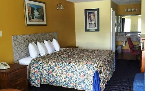 ريتشموند Deluxe Motel